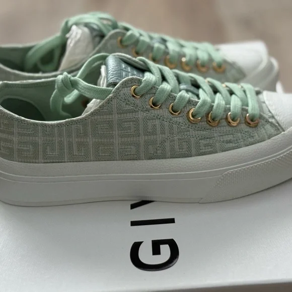 ✨ Givenchy City Low Sneaker – Celadon – Size 36 – BRAND NEW - Picture 6 of 8